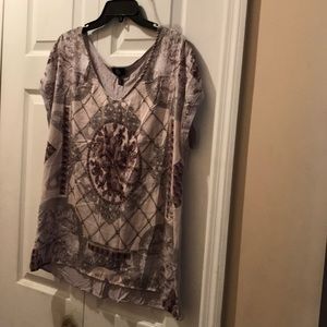 Short sleeve comfortable shirt